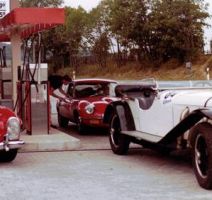 Immer_wieder_an_der_Döttinger_Höhe_Autos_die_Geschichte_schrieben