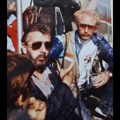 Ringo_Starr-_und_Jens-_Brands-Hatch-1985---F1-GP