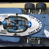 Grand_Prix_von_Österreich_1977_Patrick_Depailler_im_Sechsrad-Tyrrell_P34jpg